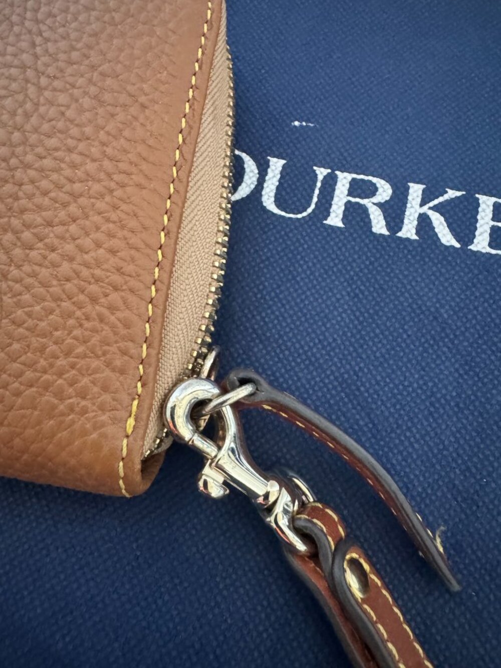 Dooney & Bourke Pebble Leather Zip Around Wristlet Wallet Cognac Brown w/ Box - Picture 6 of 7